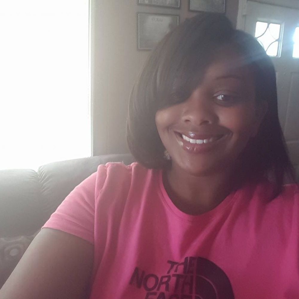 Meet your Posher, Lacretia